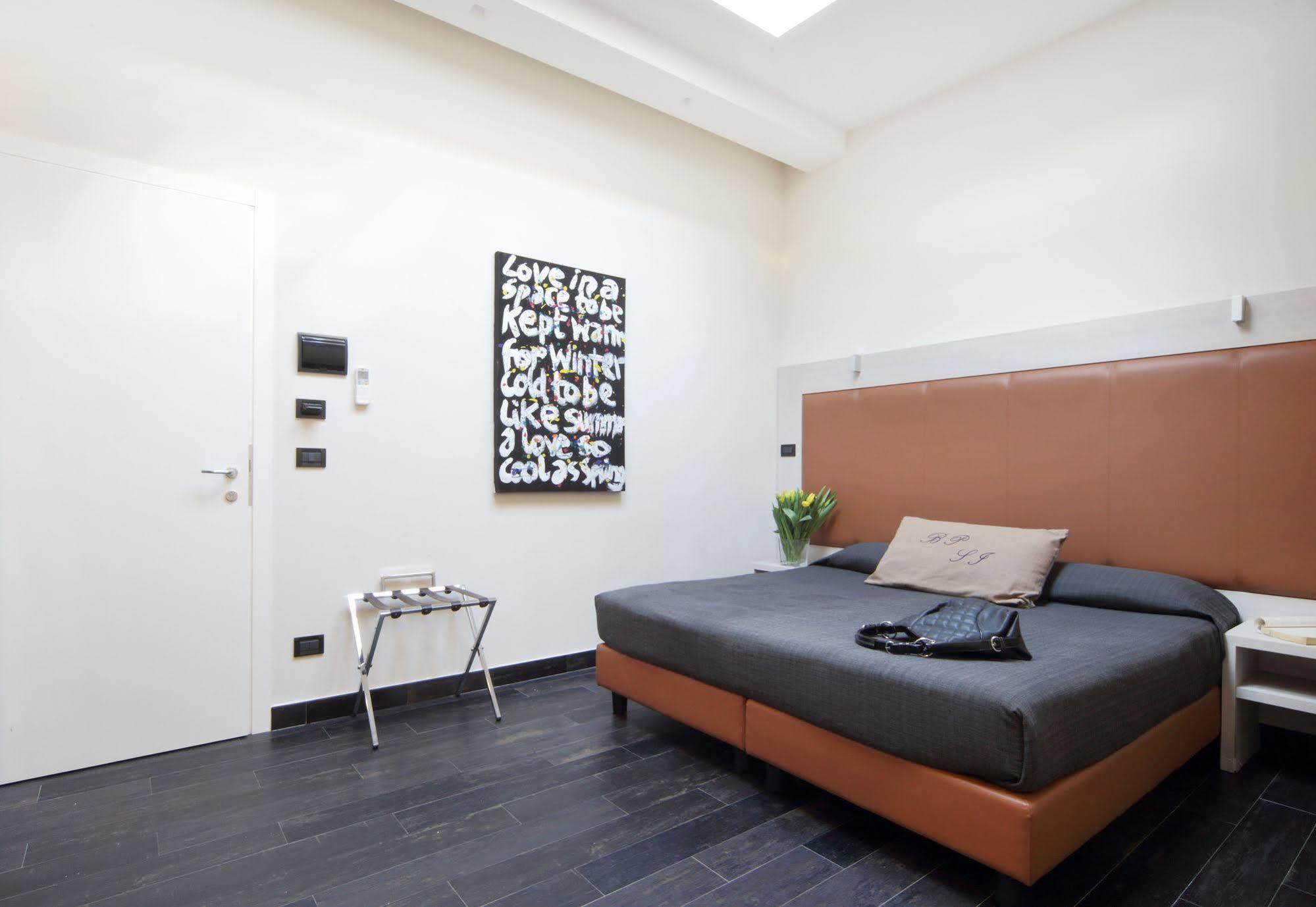 Borgo Pio Suites Inn Рим Екстер'єр фото