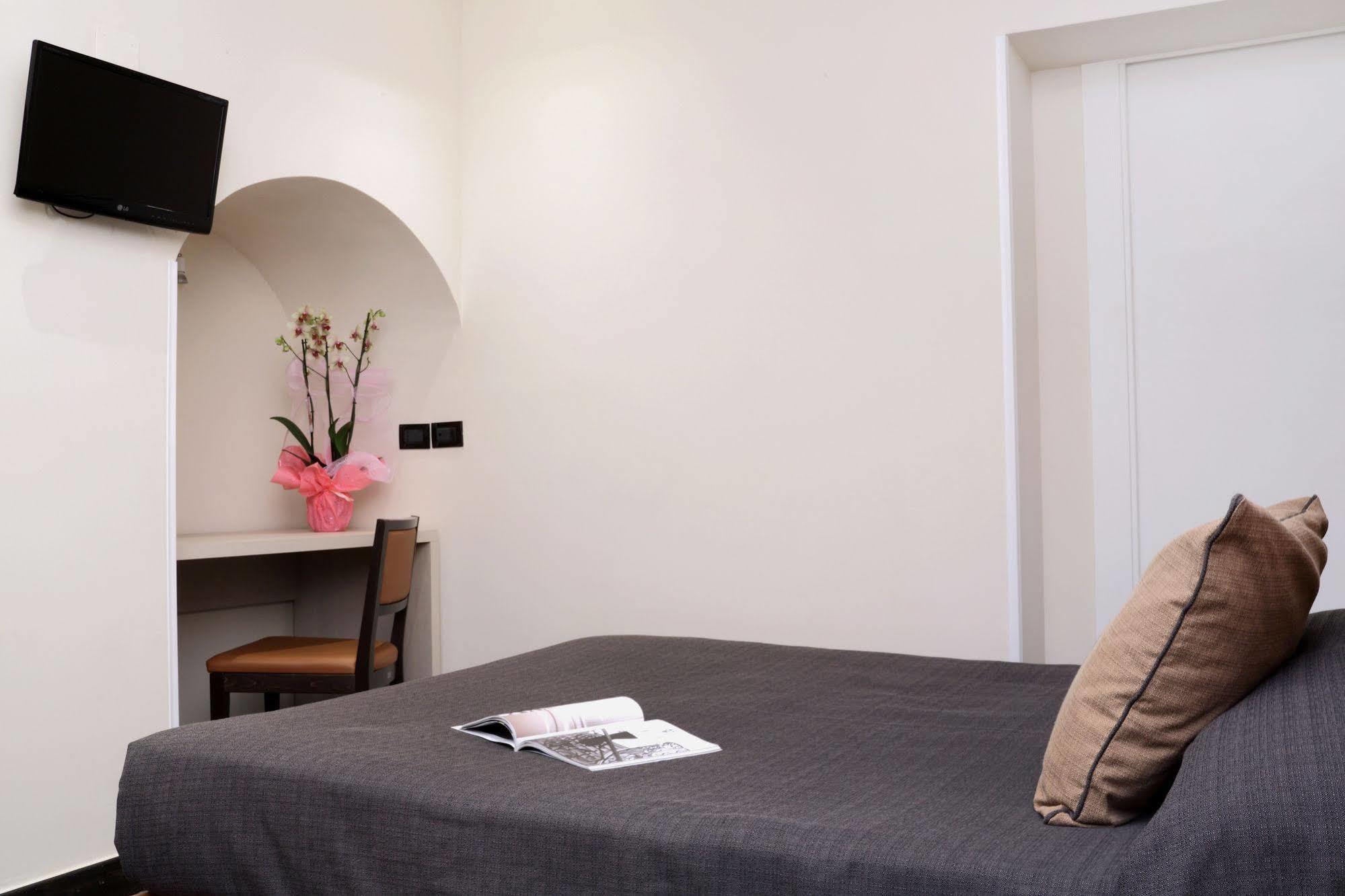 Borgo Pio Suites Inn Рим Екстер'єр фото